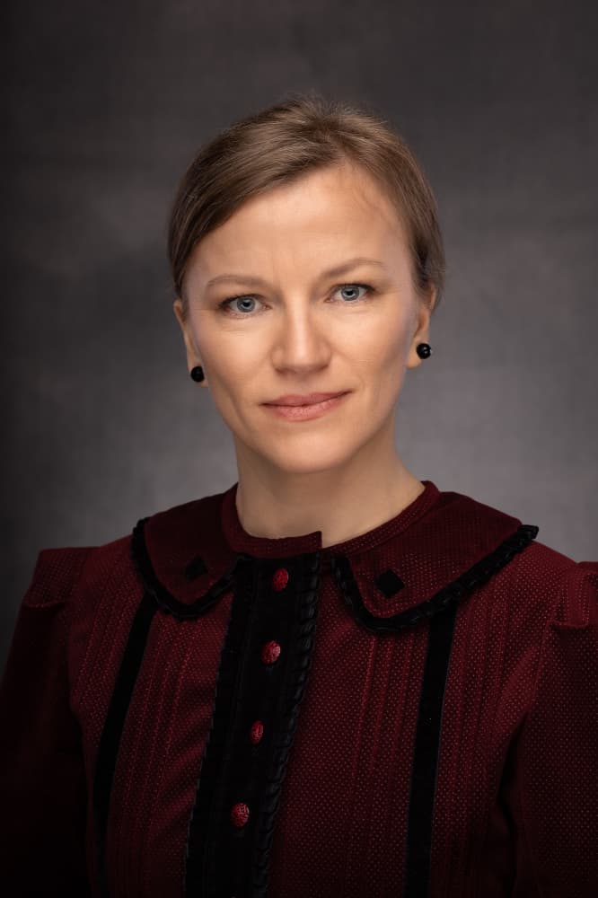 Lázár Noémi könyvelő