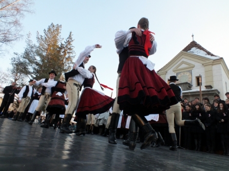 01. Vártér, küküllőmenti táncok