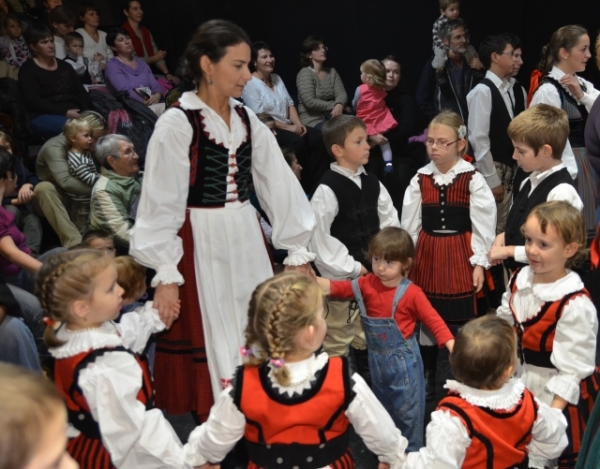 Csűrdöngölő, ediţia a 24-a - noiembrie 2013 (foto: Miklós Katalin és Gábos Rozál)